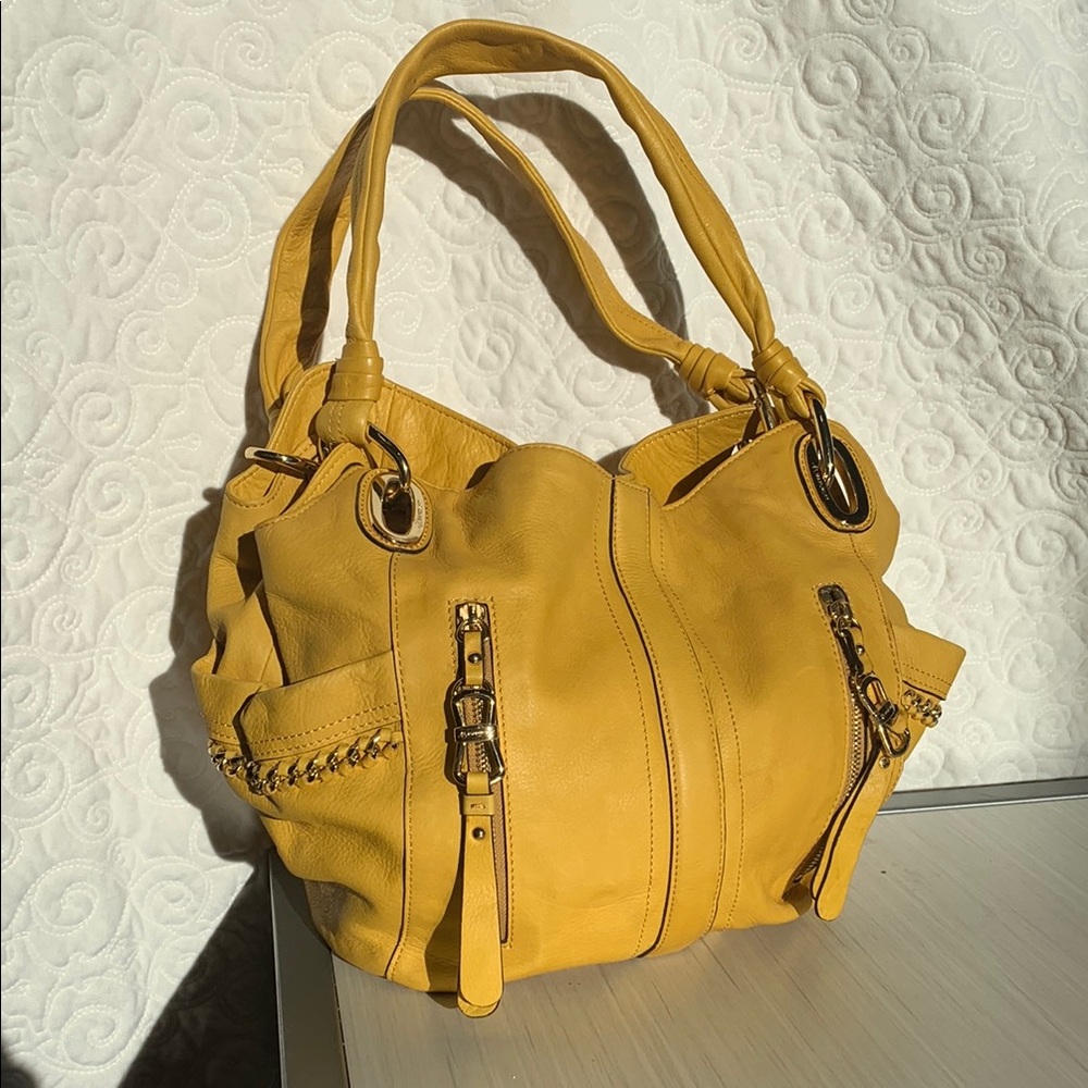B Makowsky Yellow Leather Women's Bag